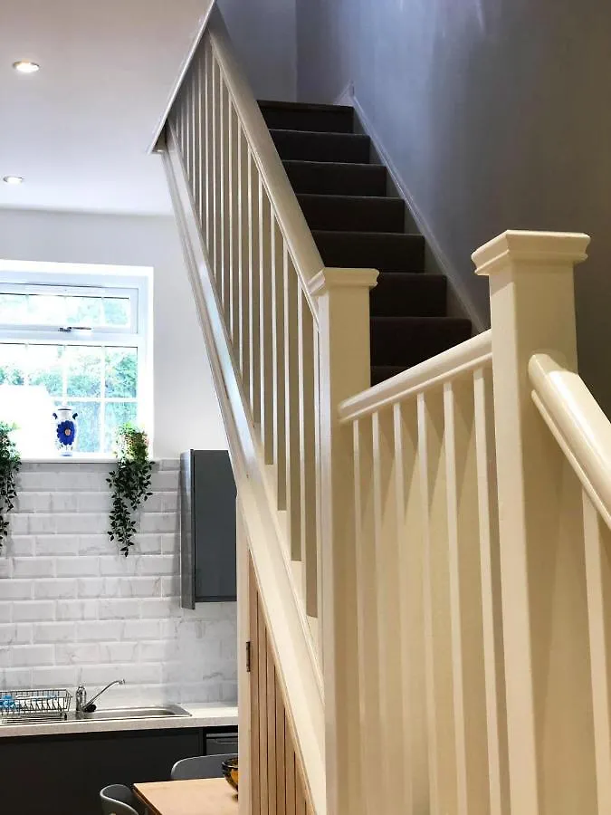 Greystones Apartment Cardiff